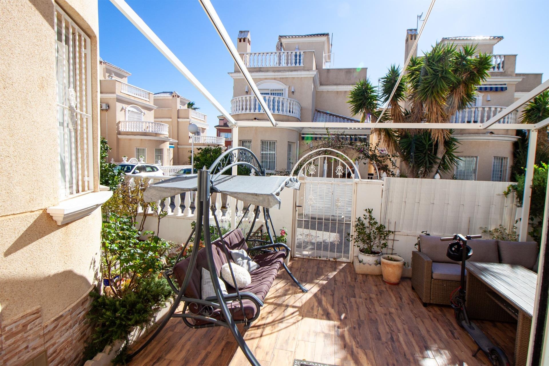 Villa La Florida, Alicante, Spānijā 4 istabas, 105 m2 Nr. 179560