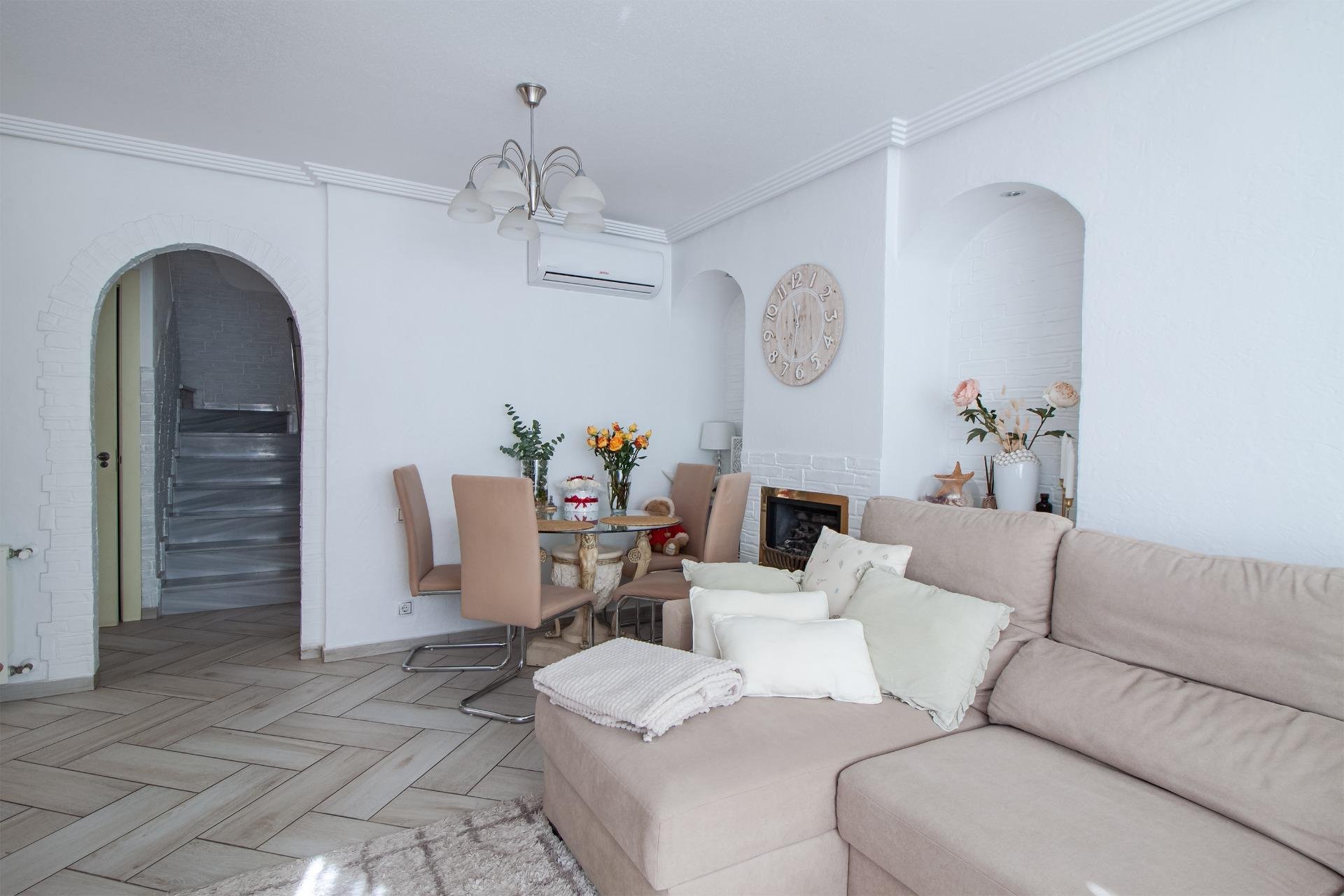 Villa La Florida, Alicante, Spānijā 4 istabas, 105 m2 Nr. 179560