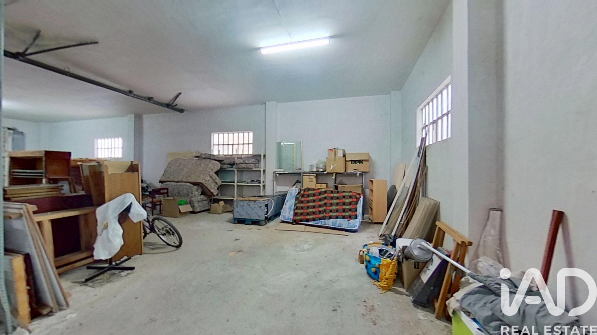 Commercial property in Roquetes, Tarragona, Spain 2 bedrooms, 181 sq.m. No. 187617
