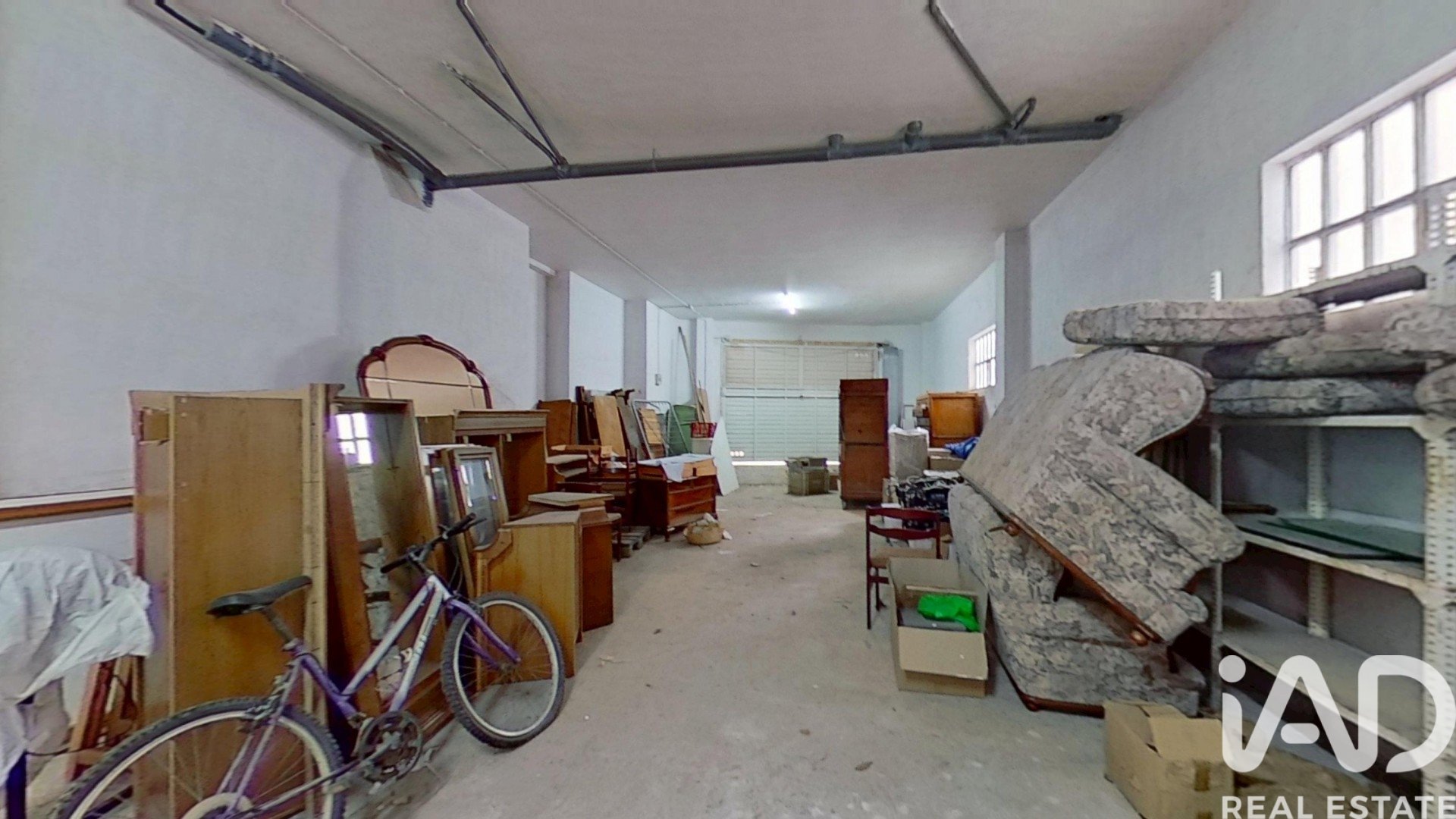 Commercial property in Roquetes, Tarragona, Spain 2 bedrooms, 181 sq.m. No. 187617
