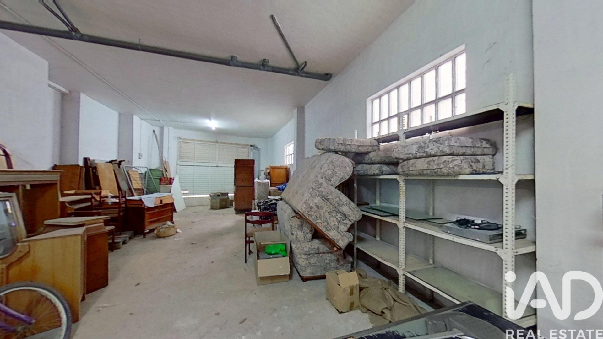 Commercial property in Roquetes, Tarragona, Spain 2 bedrooms, 181 sq.m. No. 187617