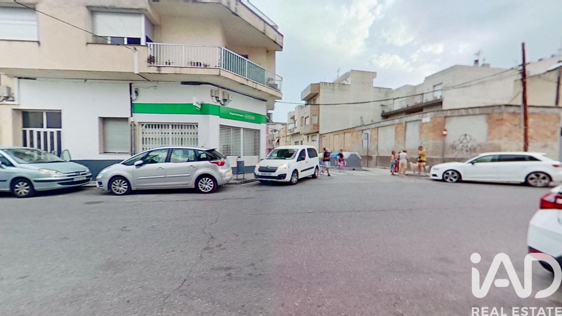 Commercial property in Roquetes, Tarragona, Spain 2 bedrooms, 181 sq.m. No. 187617