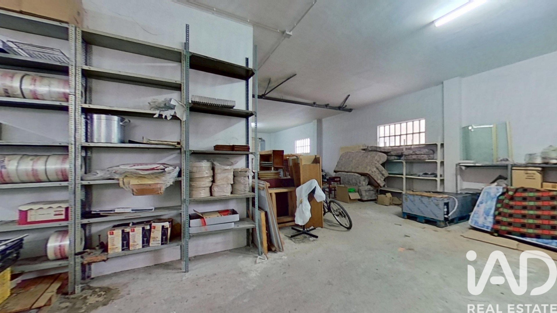 Commercial property in Roquetes, Tarragona, Spain 2 bedrooms, 181 sq.m. No. 187617