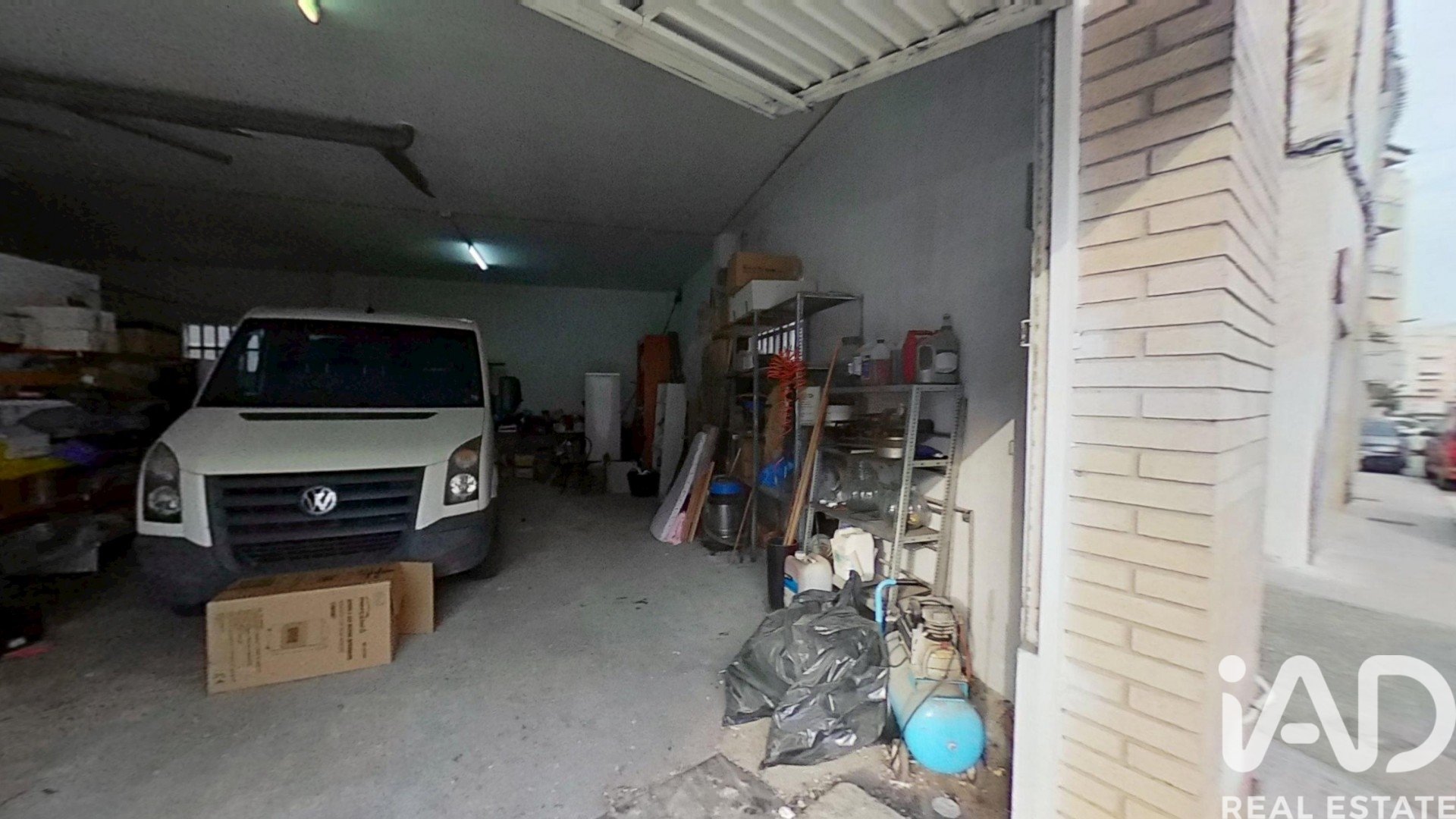 Commercial property in Roquetes, Tarragona, Spain 2 bedrooms, 181 sq.m. No. 187617