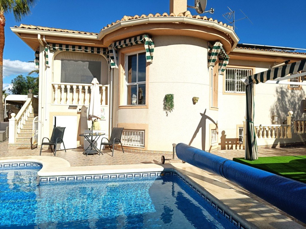 Villa en Benijófar, Alicante, España 5 dormitorios,  No. 114366