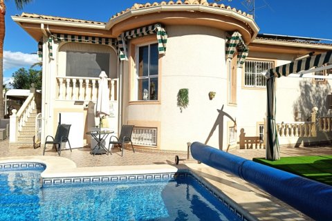 Villa en Benijófar, Alicante, España 5 dormitorios,  No. 114366