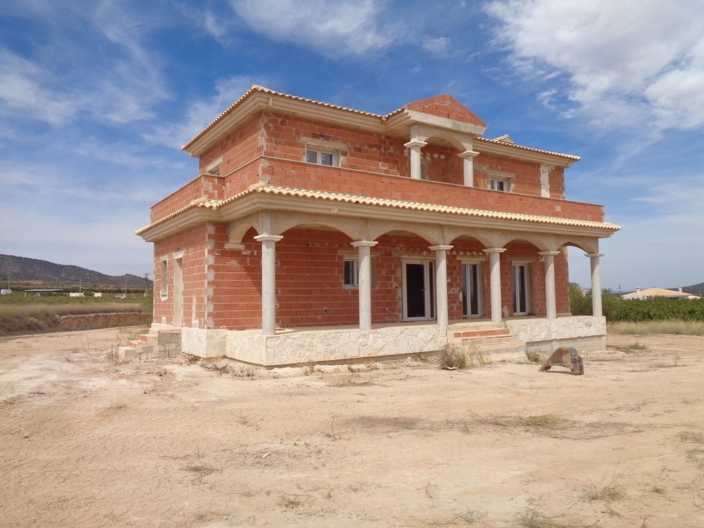 Villa i Pinoso, Alicante, Spanien 4 sovrum, 210 kvm. Nr. 114364