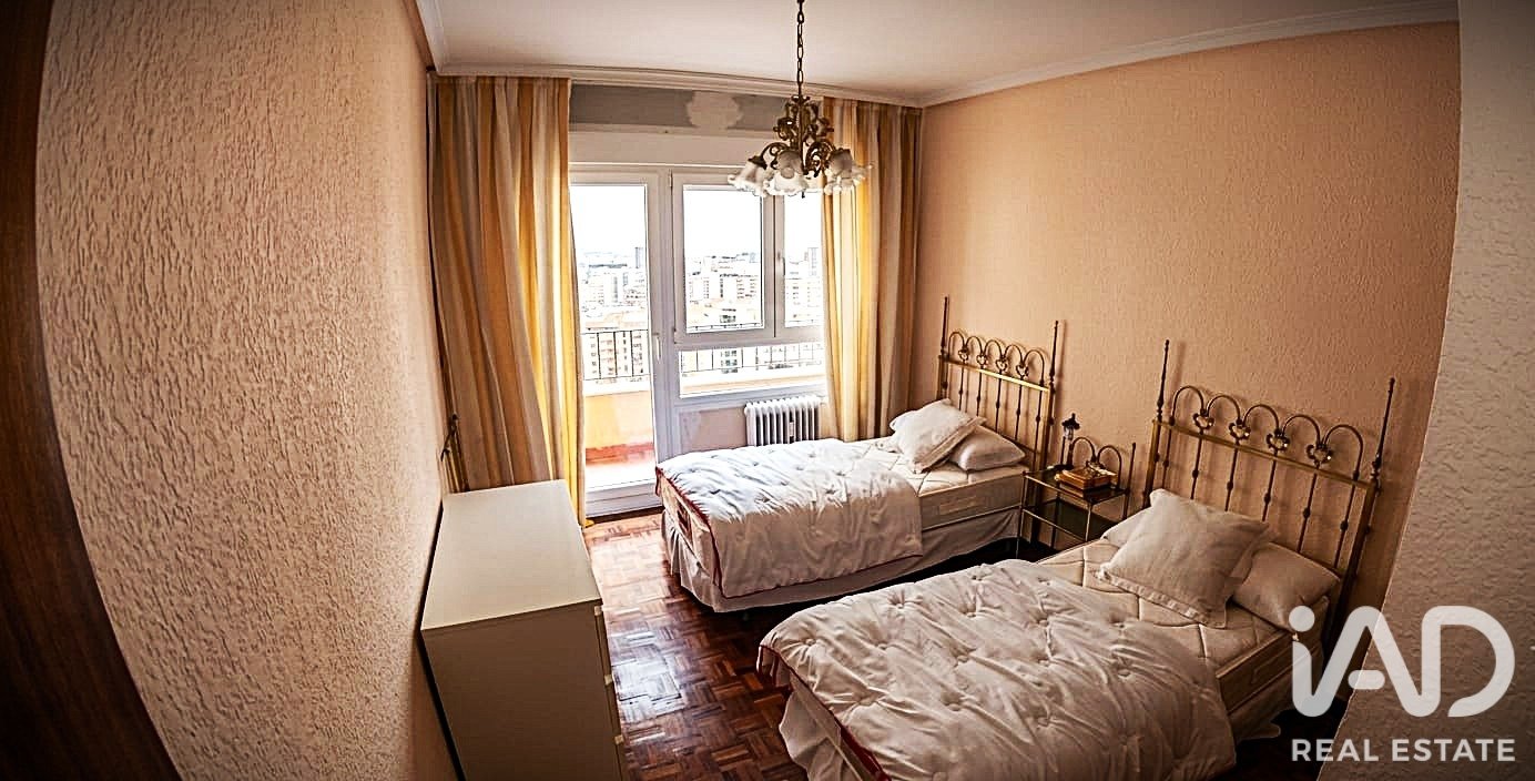 Apartamento en Aranda de Duero, Burgos, España 3 dormitorios, 160 m2 No. 195775