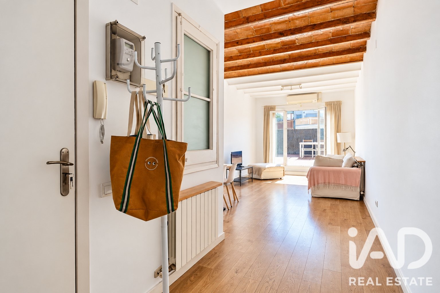 Kattohuoneisto Barcelona, Espanja 3 makuuhuonetta, 118 m2 No. 195777