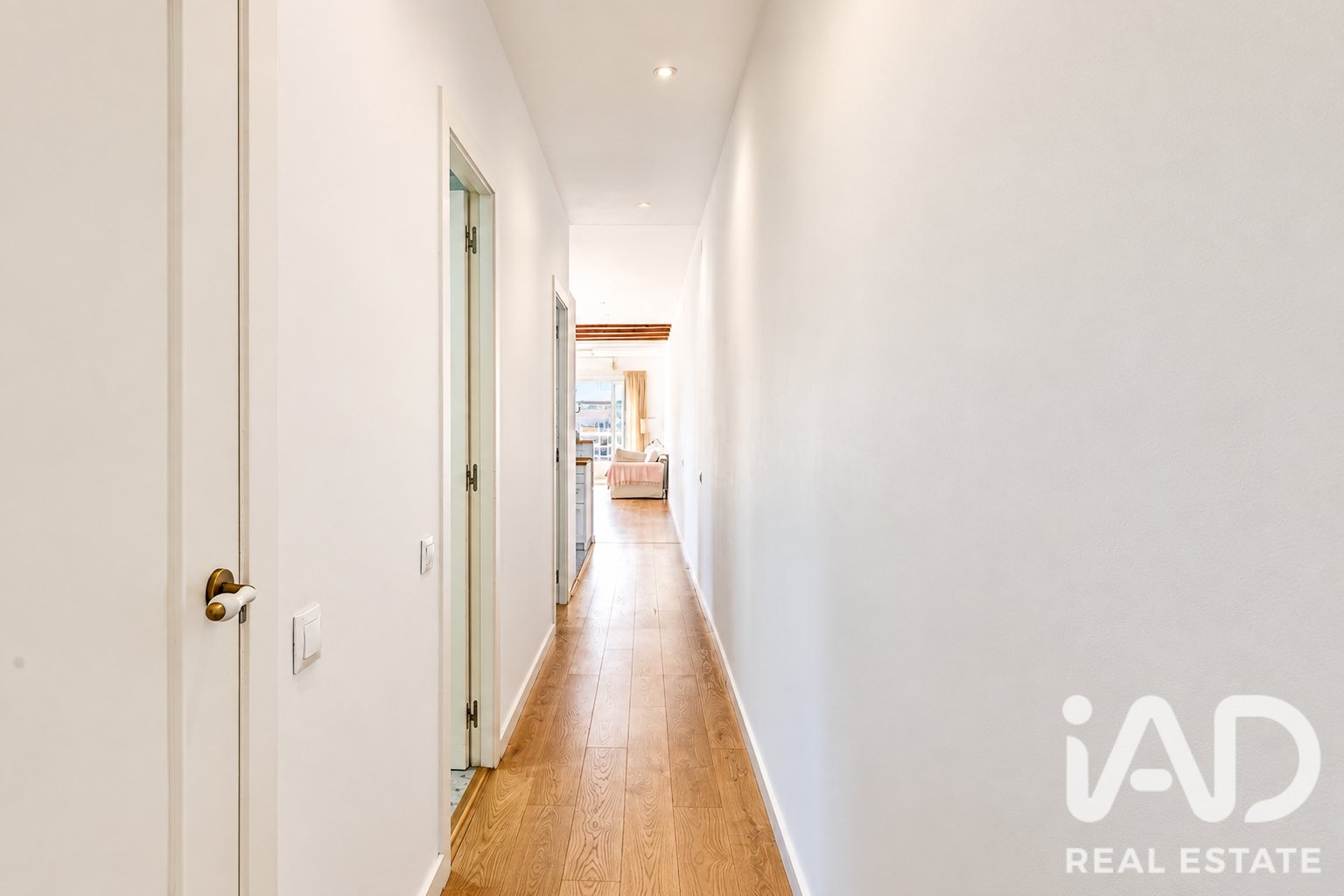Kattohuoneisto Barcelona, Espanja 3 makuuhuonetta, 118 m2 No. 195777