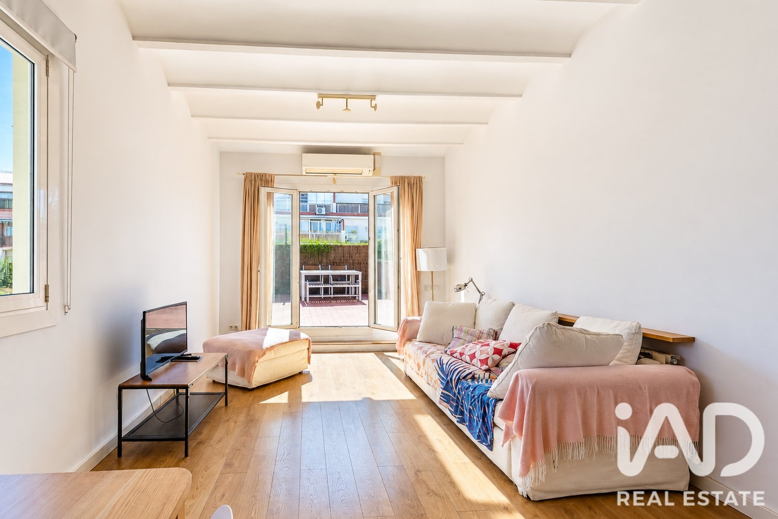 Kattohuoneisto Barcelona, Espanja 3 makuuhuonetta, 118 m2 No. 195777