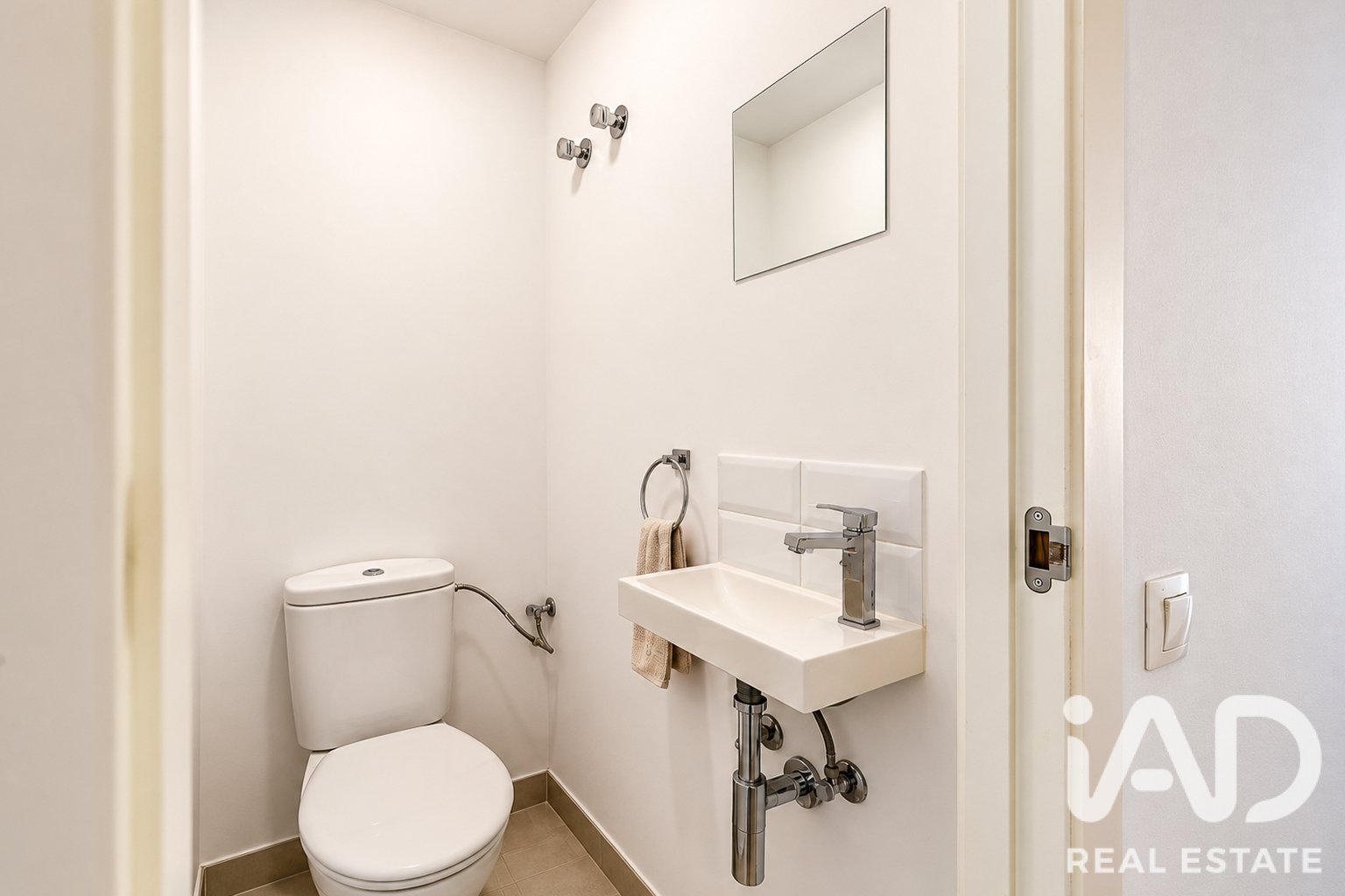 Kattohuoneisto Barcelona, Espanja 3 makuuhuonetta, 118 m2 No. 195777
