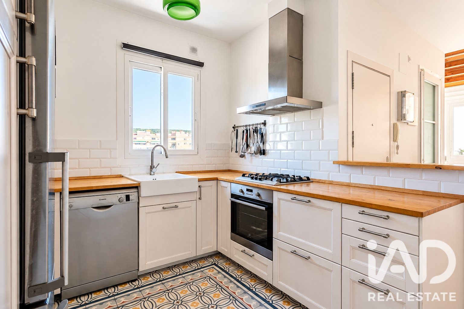 Kattohuoneisto Barcelona, Espanja 3 makuuhuonetta, 118 m2 No. 195777