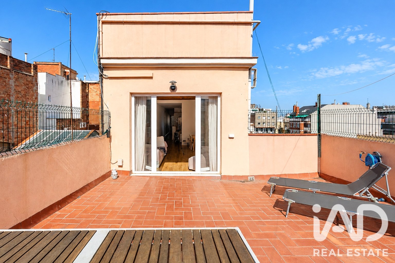 Kattohuoneisto Barcelona, Espanja 3 makuuhuonetta, 118 m2 No. 195777