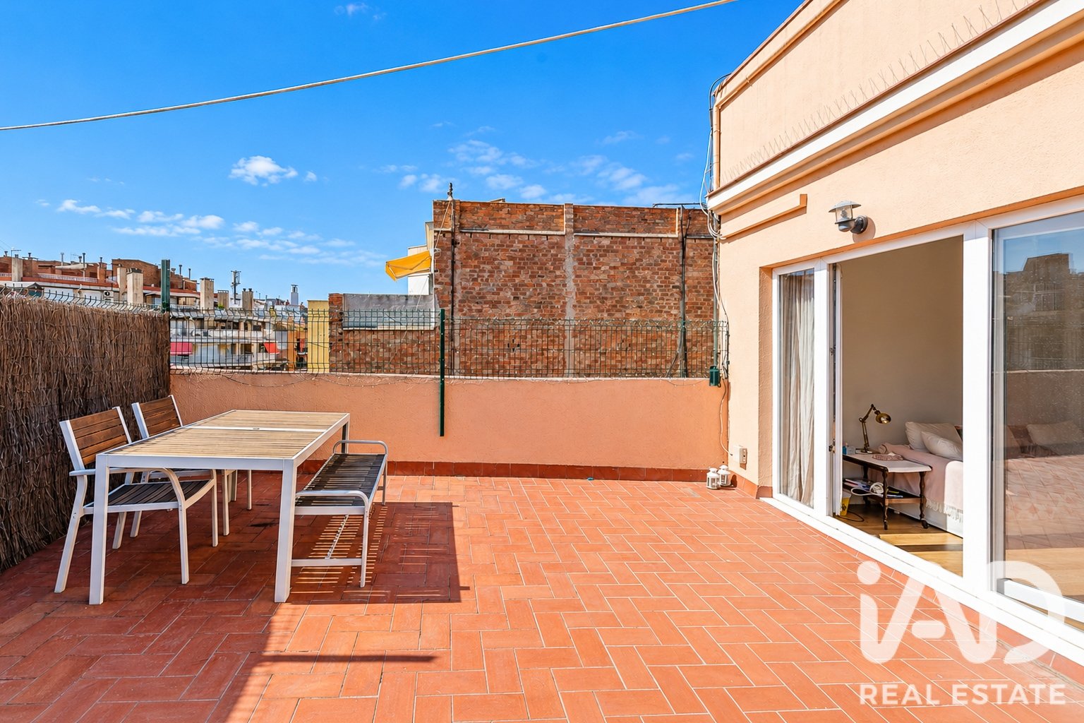 Kattohuoneisto Barcelona, Espanja 3 makuuhuonetta, 118 m2 No. 195777