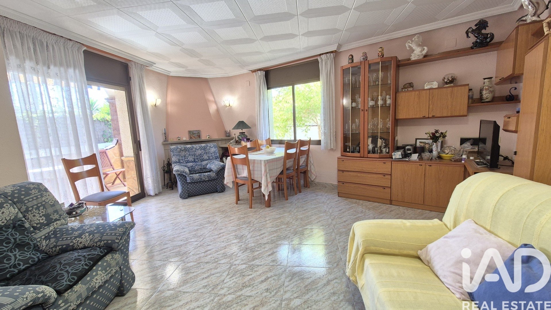 Talo Segur de Calafell, Tarragona, Espanja 5 makuuhuonetta,  No. 195779