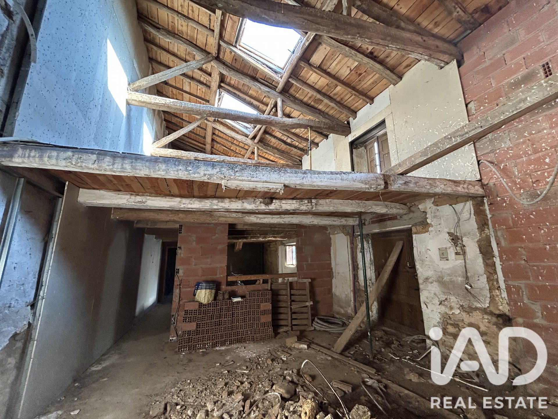 Komerciāls īpašums Cuadros, Leon, Spānijā 361 m2 Nr. 192177