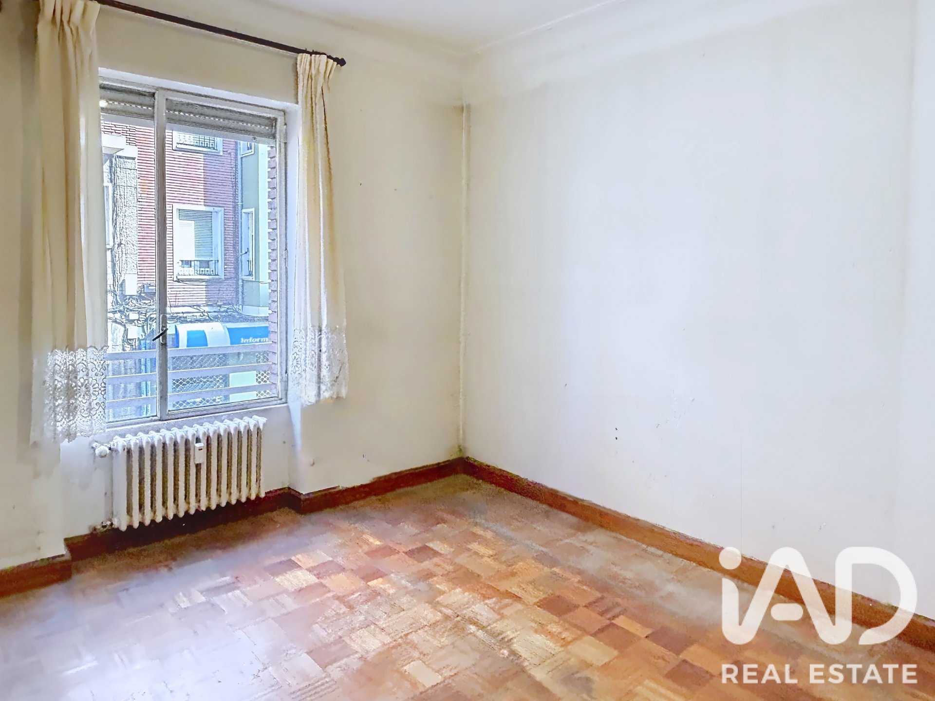 Apartamento en León, España 4 dormitorios, 113 m2 No. 192179