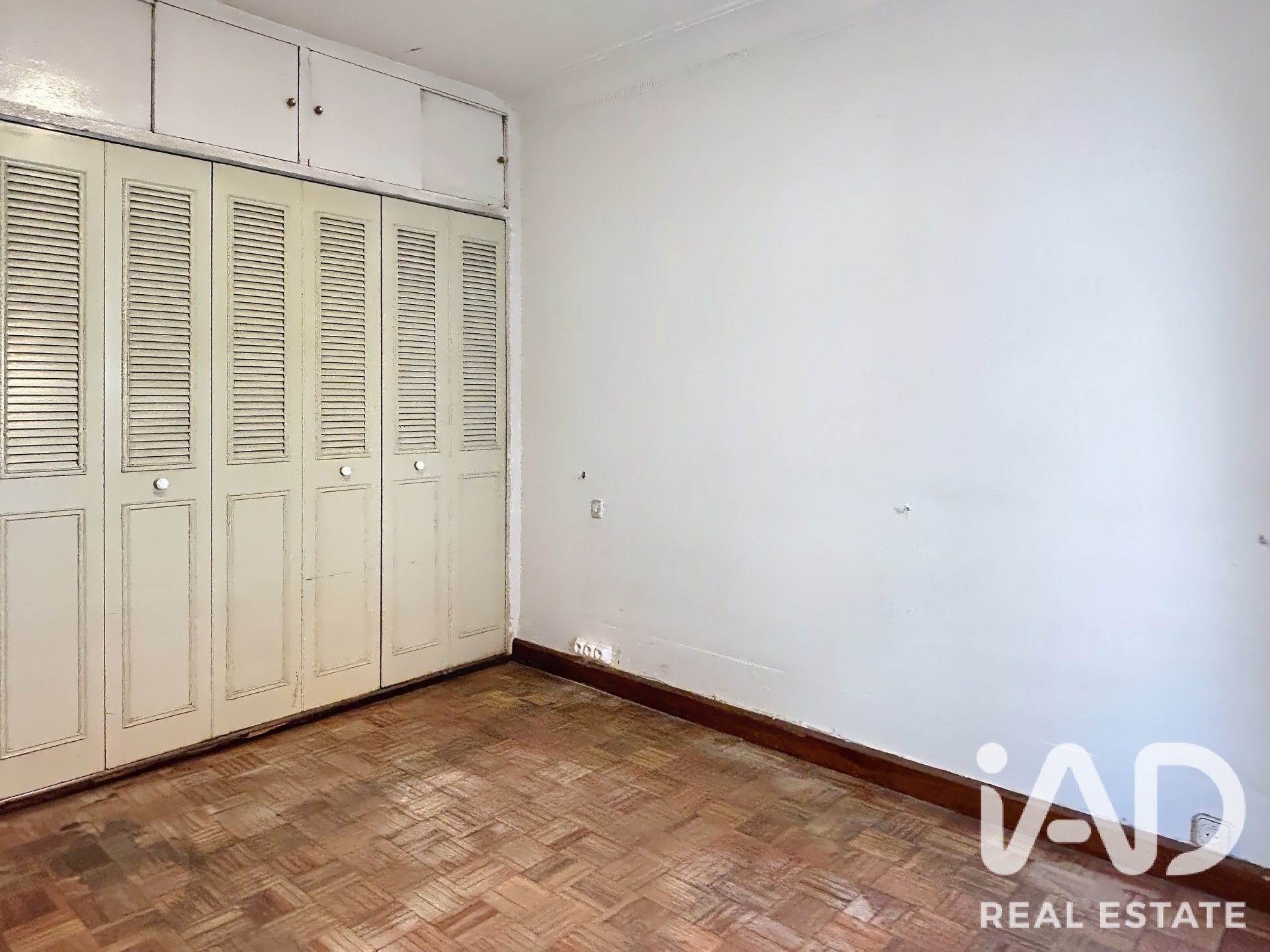 Apartamento en León, España 4 dormitorios, 113 m2 No. 192179