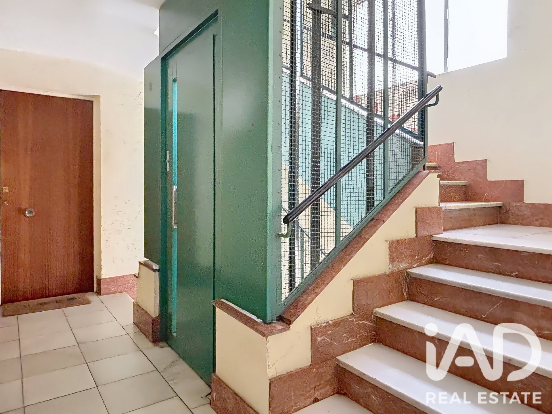 Apartamento en León, España 4 dormitorios, 113 m2 No. 192179
