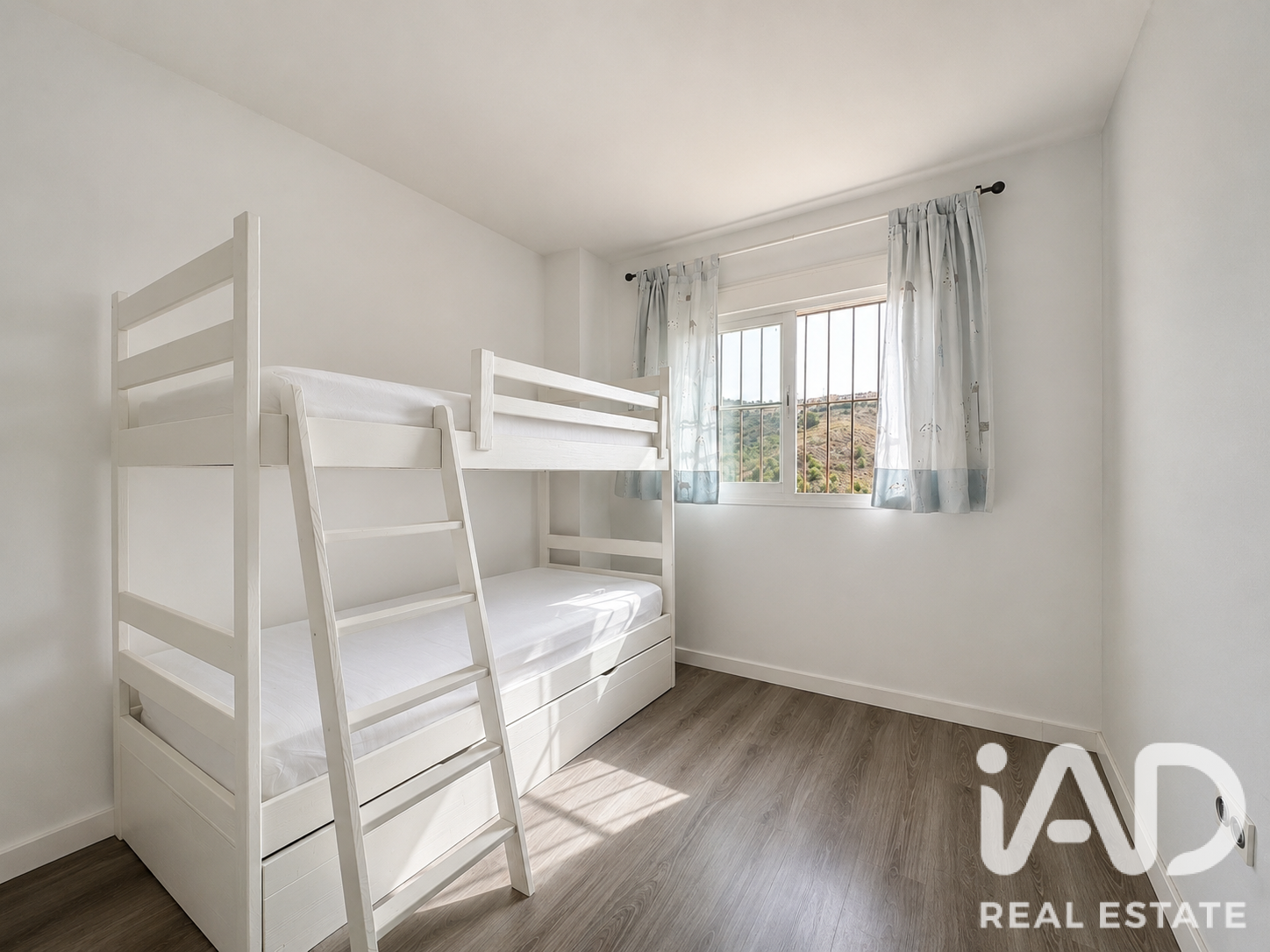 Apartamento en Rincón de la Victoria, Málaga, España 3 dormitorios, 175 m2 No. 192176