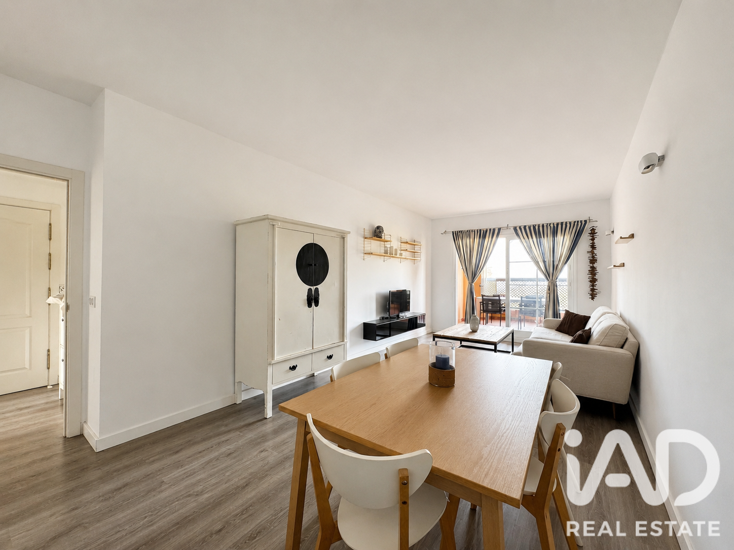 Apartamento en Rincón de la Victoria, Málaga, España 3 dormitorios, 175 m2 No. 192176