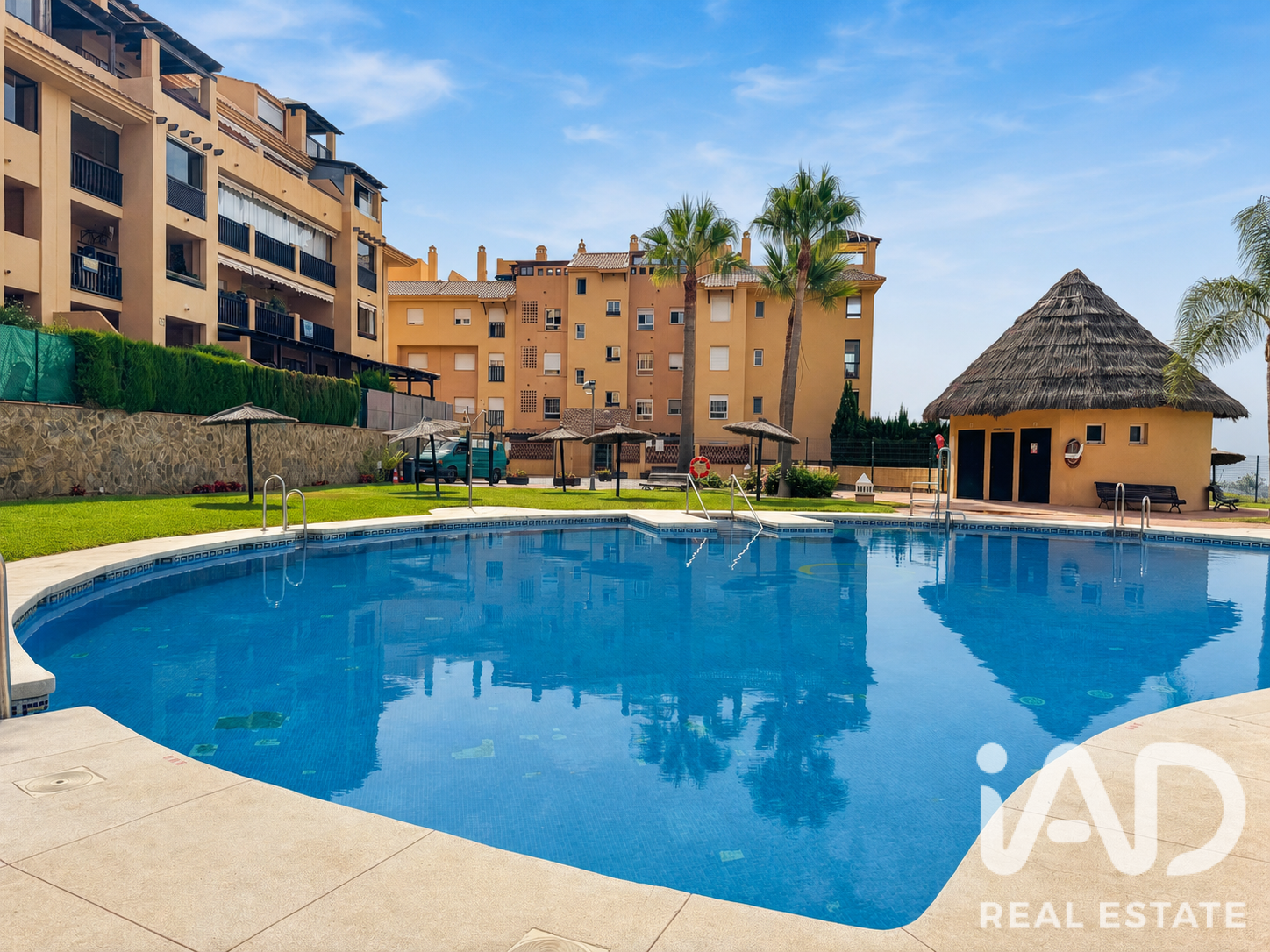 Apartamento en Rincón de la Victoria, Málaga, España 3 dormitorios, 175 m2 No. 192176