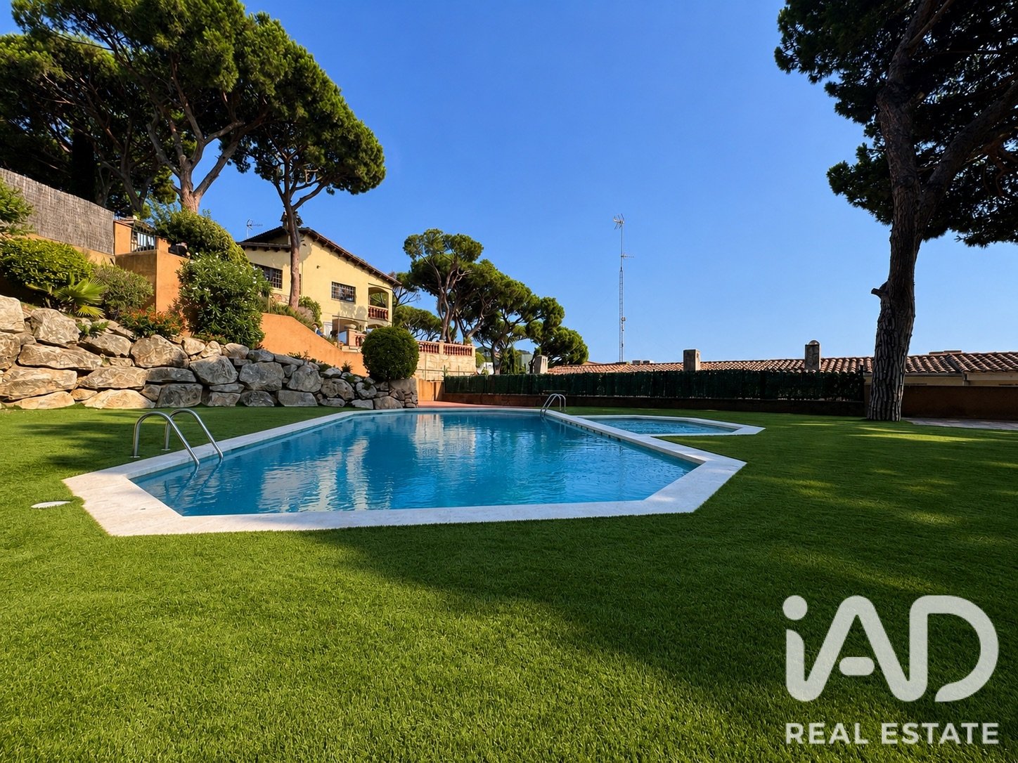 Kaupunkipientalo Lloret de Mar, Girona, Espanja 3 makuuhuonetta, 100 m2 No. 192180