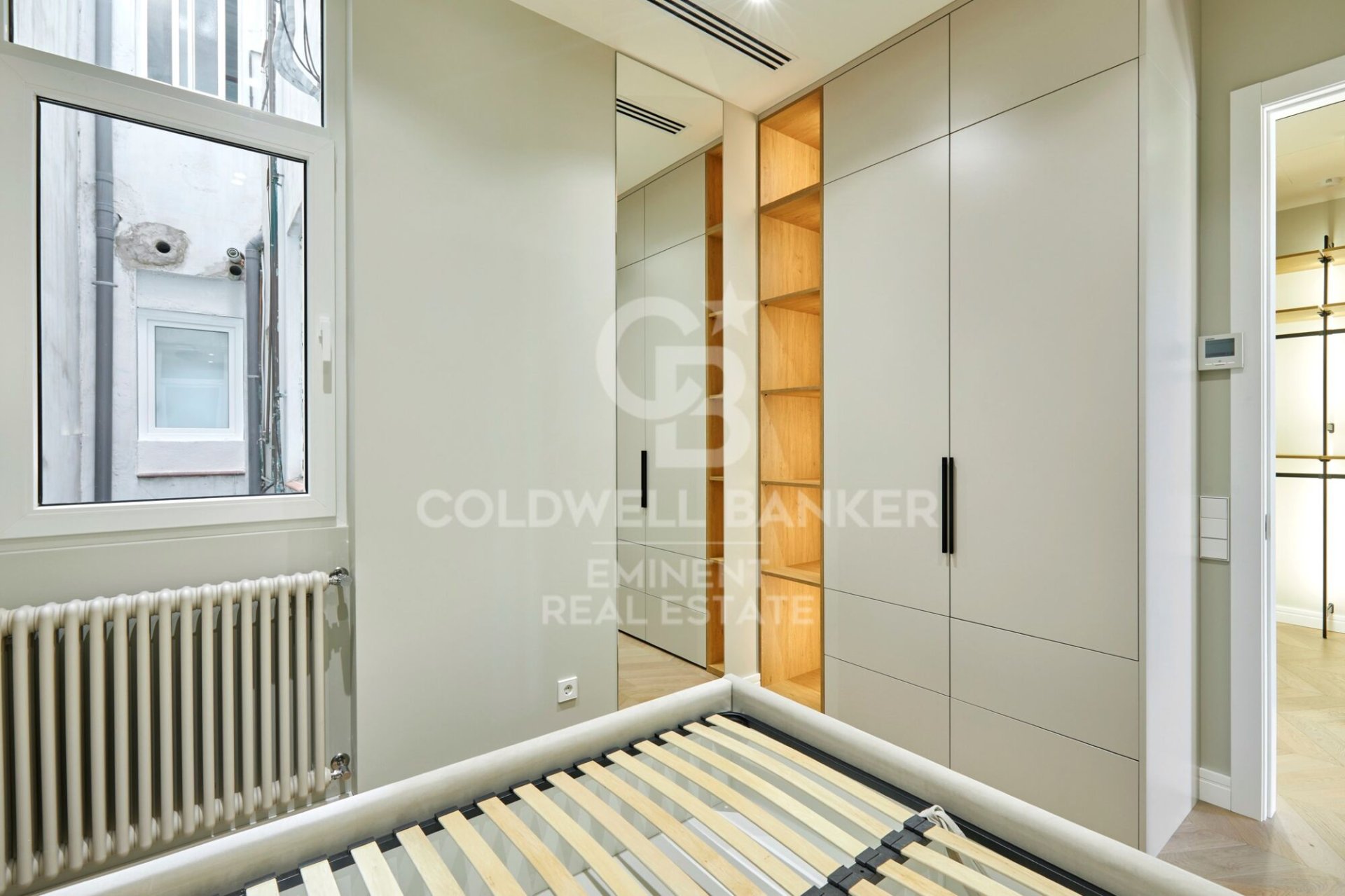 Apartamento en Barcelona, España 3 dormitorios, 124 m2 No. 160013