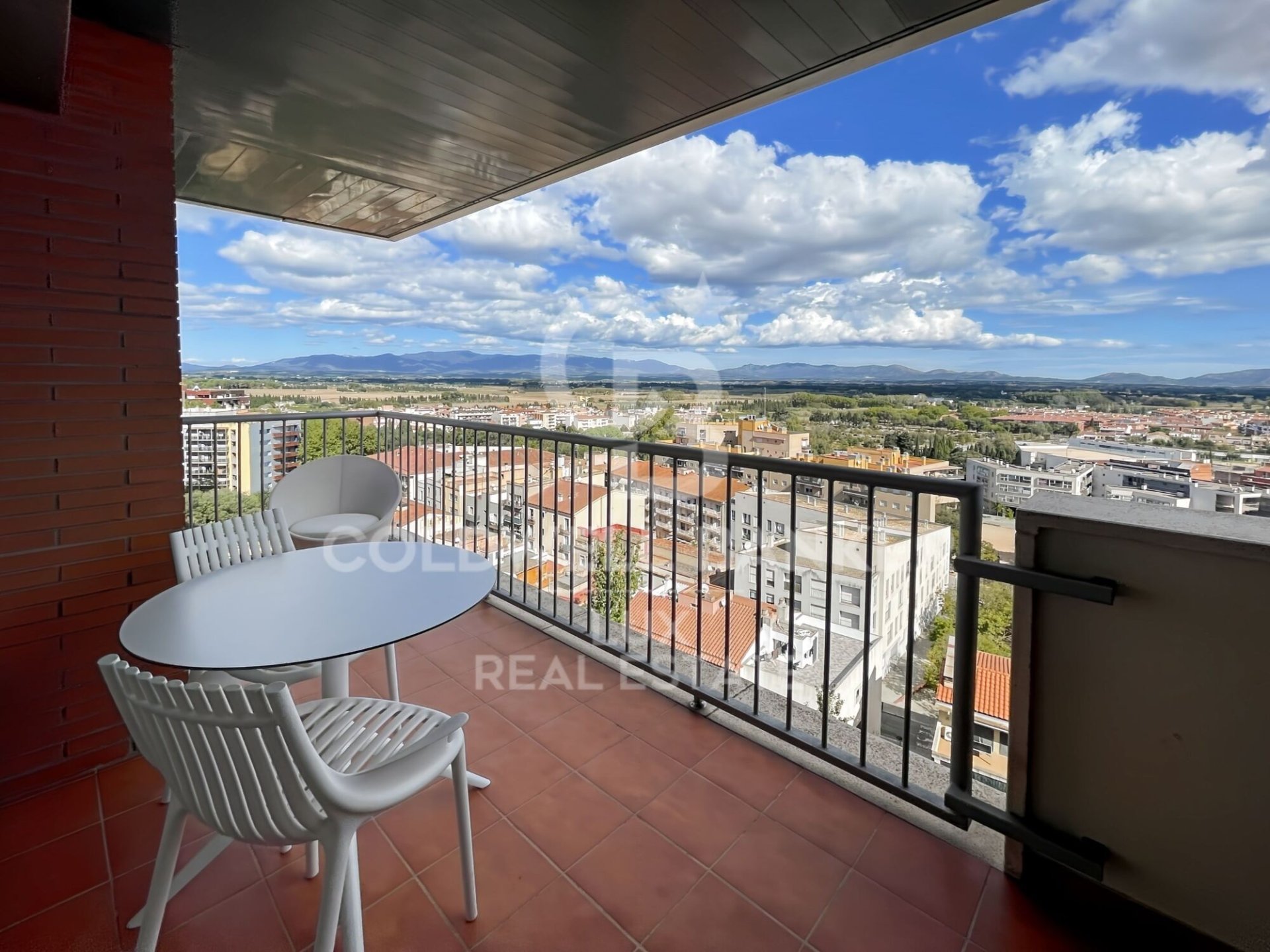 Penthouse w Figueres, Girona, Hiszpania 3 sypialnie, 181 mkw. nr 160014