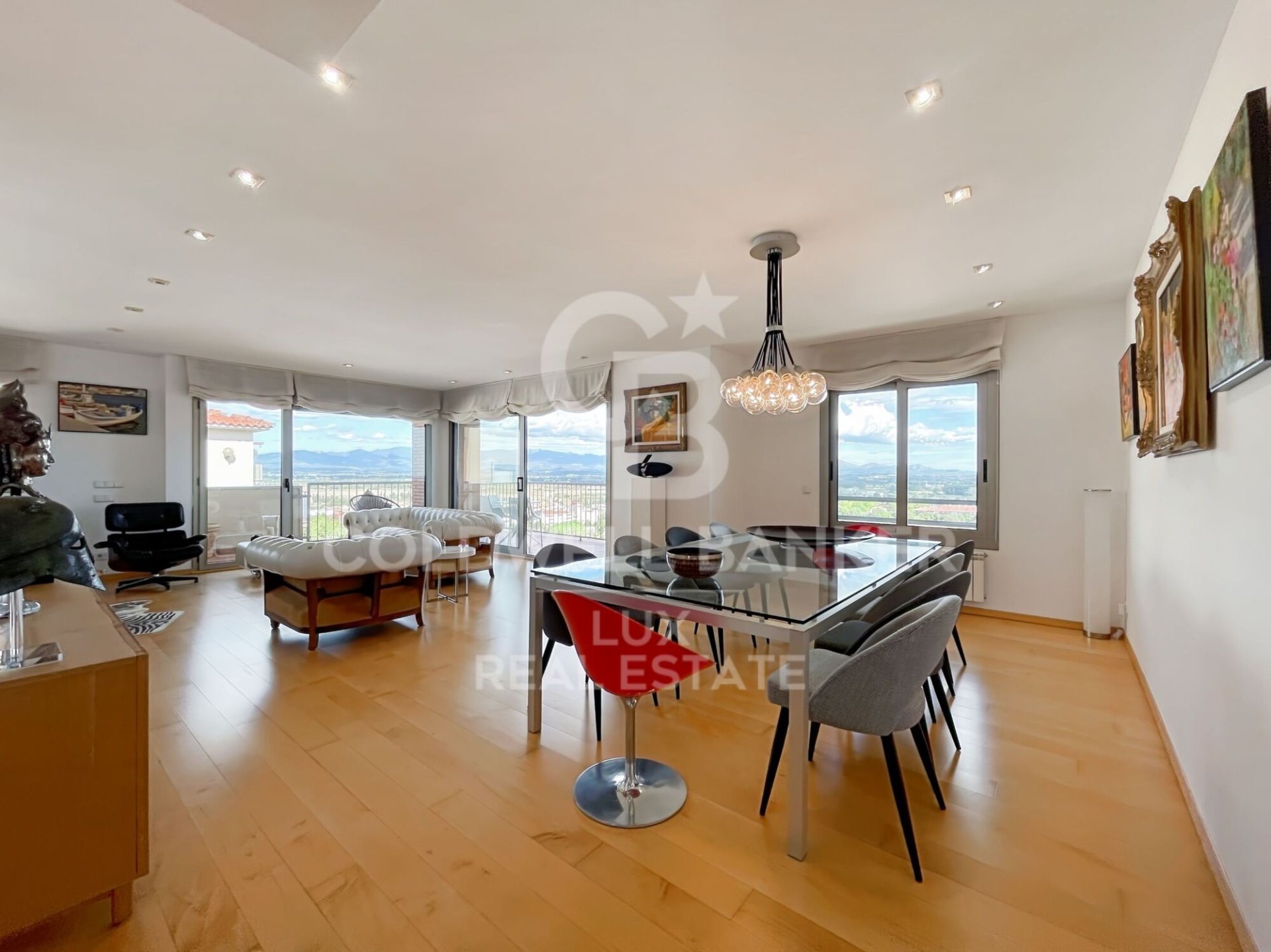 Penthouse w Figueres, Girona, Hiszpania 3 sypialnie, 181 mkw. nr 160014