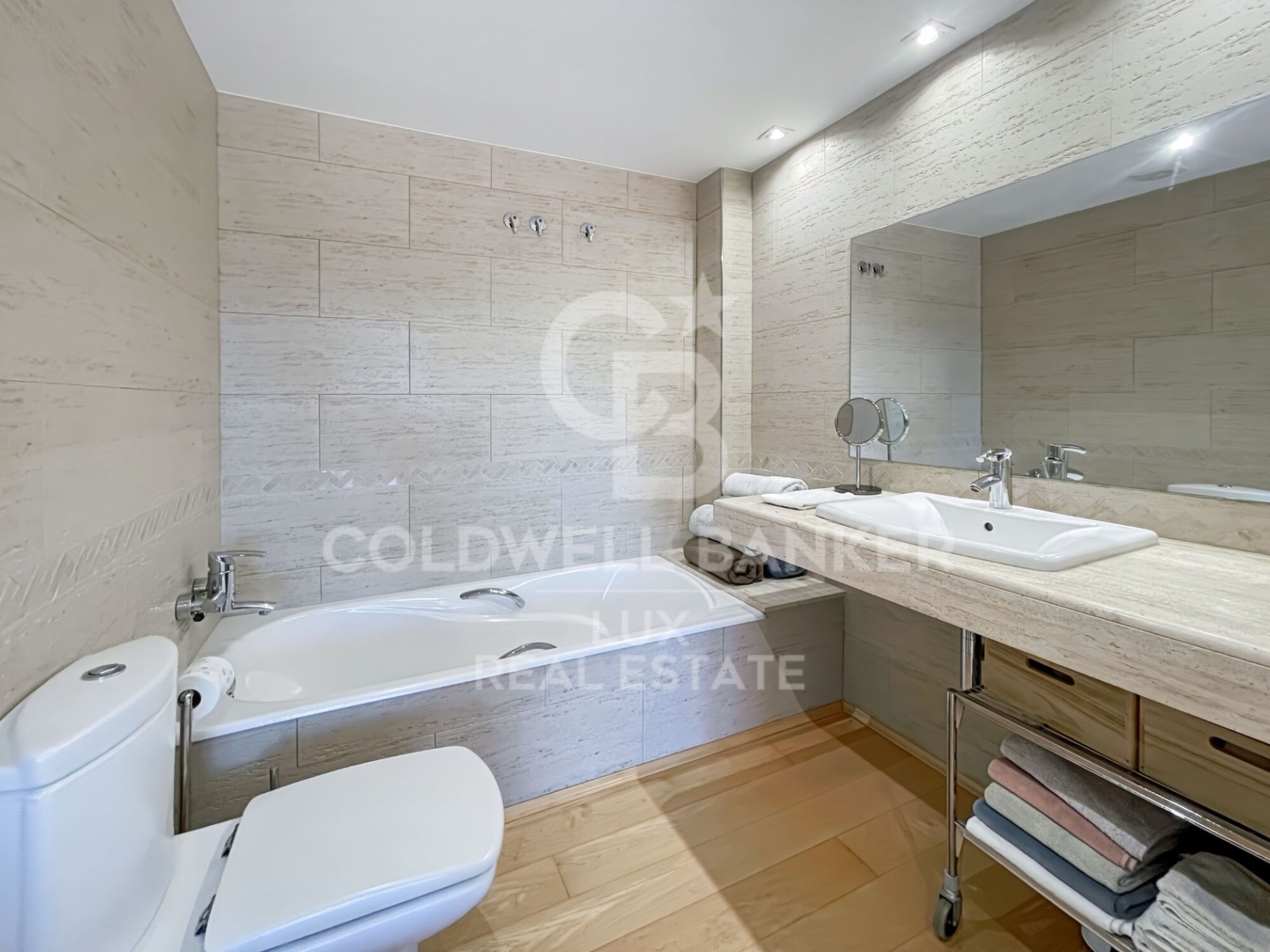 Penthouse w Figueres, Girona, Hiszpania 3 sypialnie, 181 mkw. nr 160014