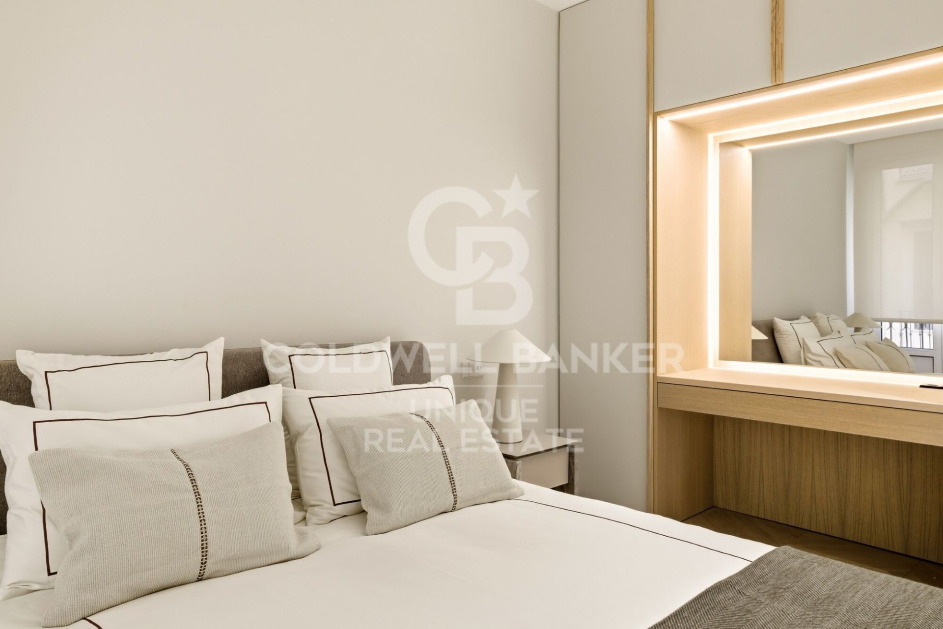Apartment à Madrid, Espagne 5 chambres, 298 m2 No. 160009