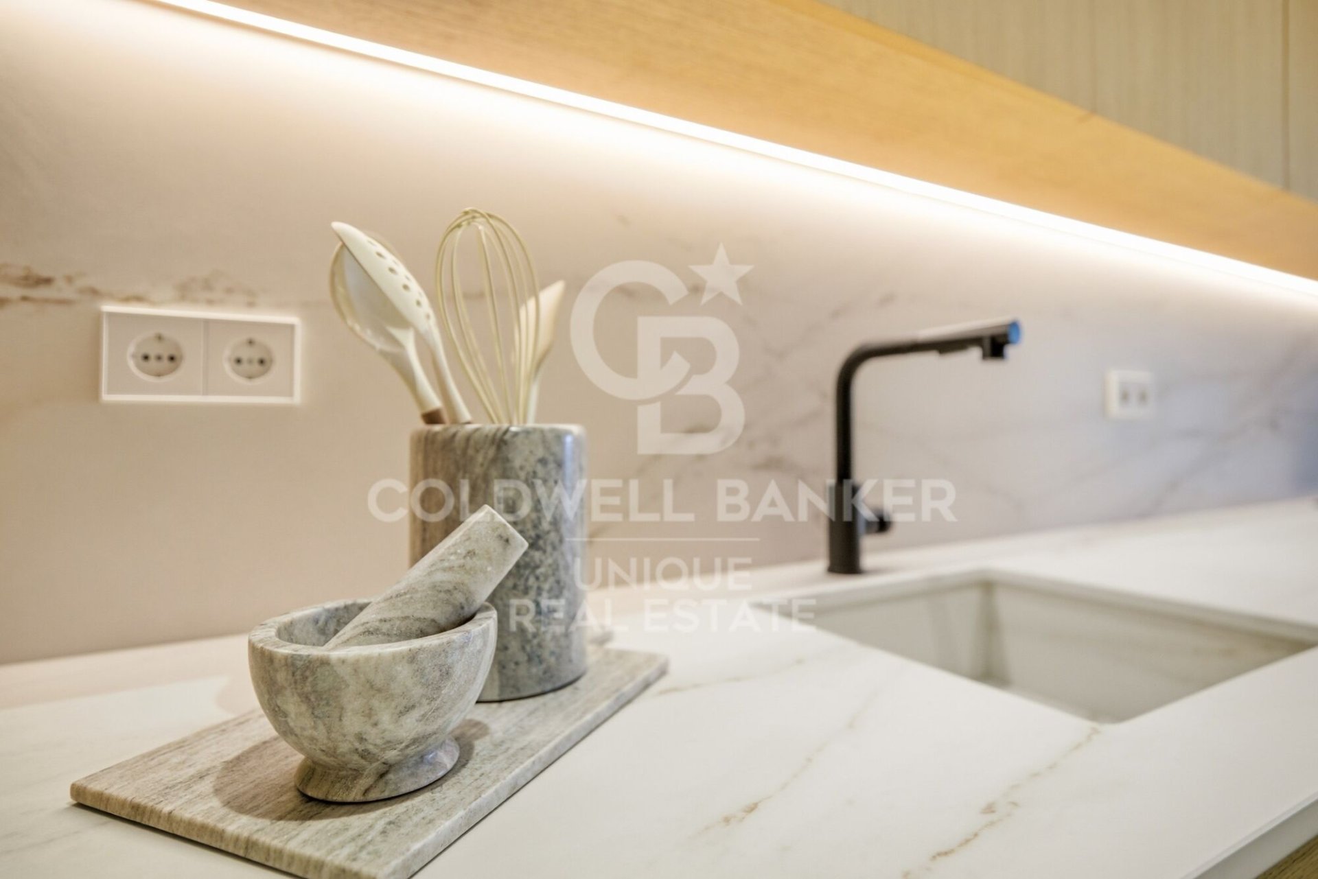 Apartment à Madrid, Espagne 5 chambres, 298 m2 No. 160009
