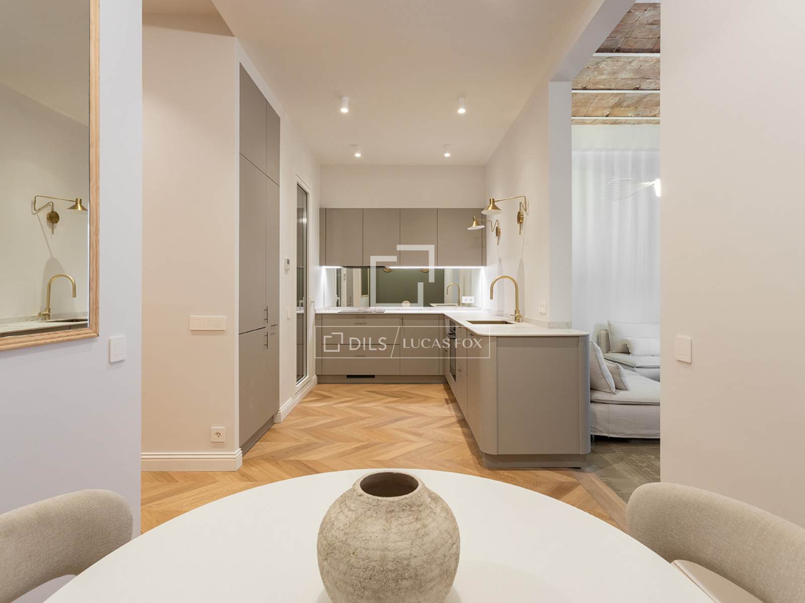Wohnung in Barcelona, Spanien 3 Schlafzimmer, 140 m2 Nr. 150203