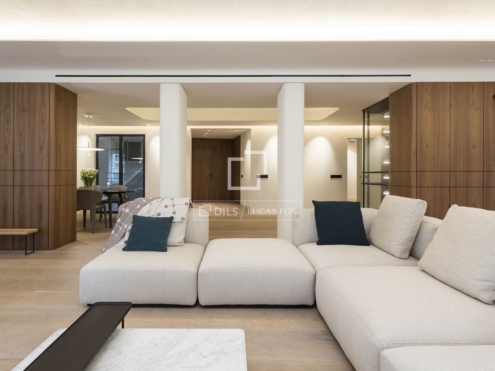 Huoneisto Barcelona, Espanja 5 makuuhuonetta, 427 m2 No. 150202