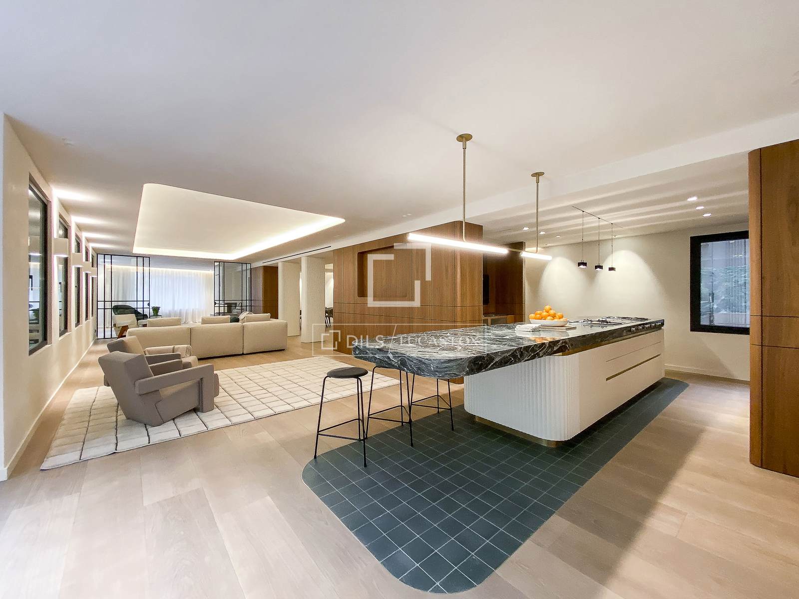 Huoneisto Barcelona, Espanja 5 makuuhuonetta, 427 m2 No. 150202