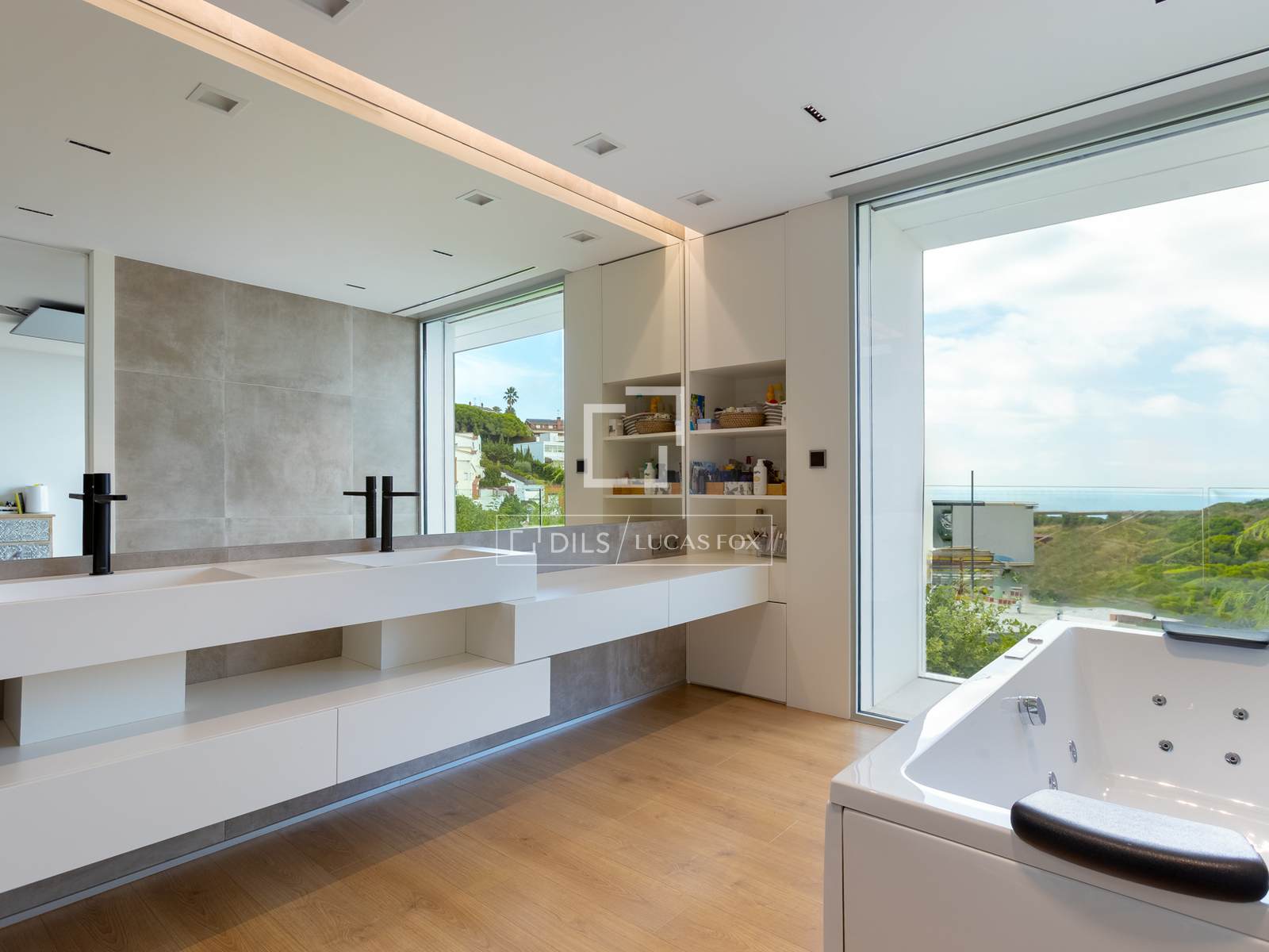 Villa in Teia, Barcelona, Spain 4 bedrooms, 494 sq.m. No. 150205