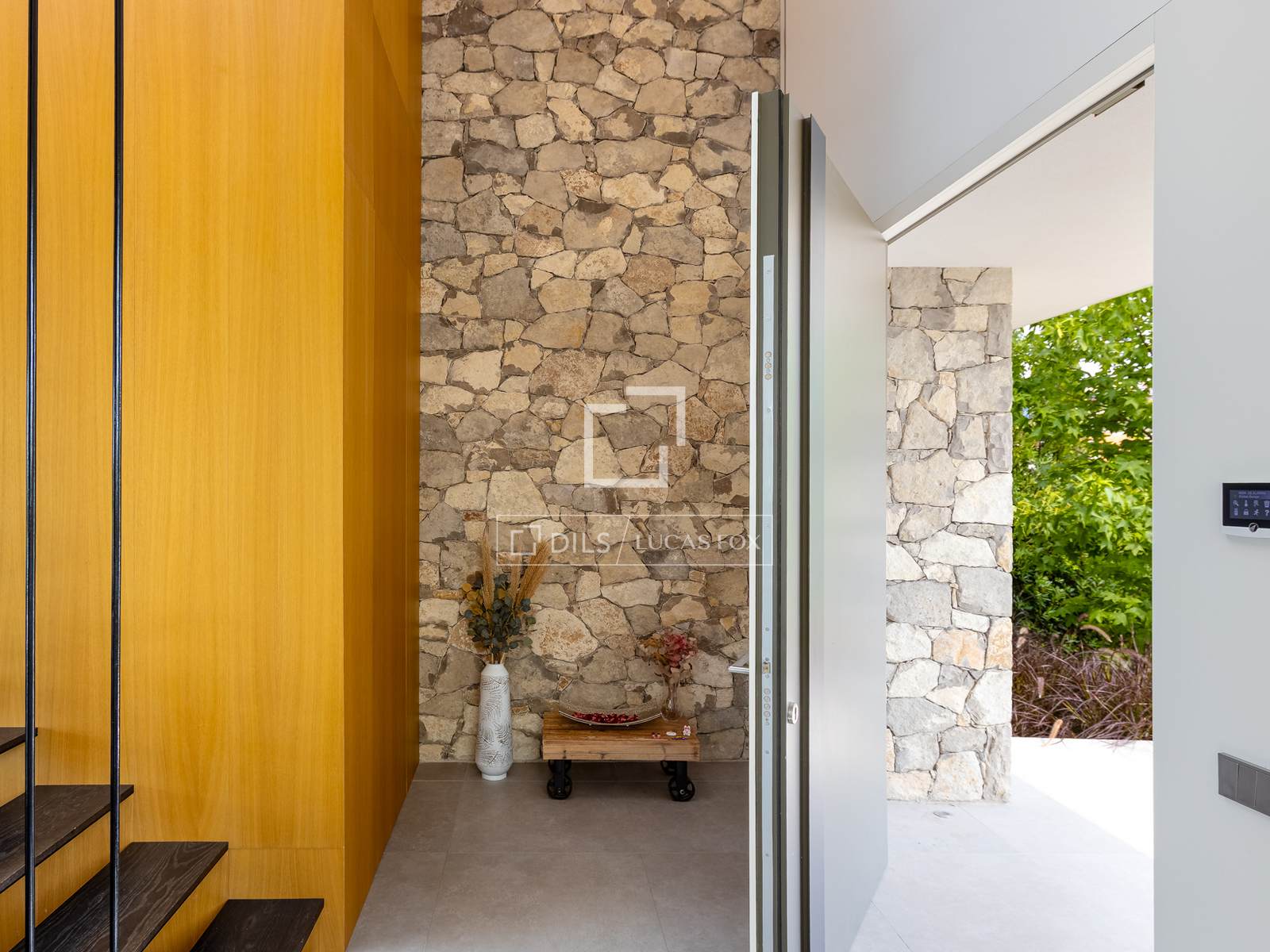 Villa in Teia, Barcelona, Spain 4 bedrooms, 494 sq.m. No. 150205