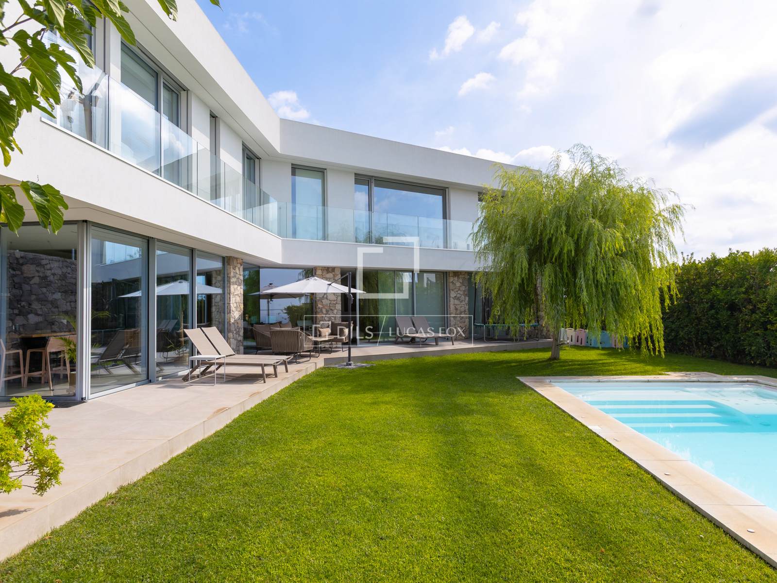 Villa in Teia, Barcelona, Spain 4 bedrooms, 494 sq.m. No. 150205