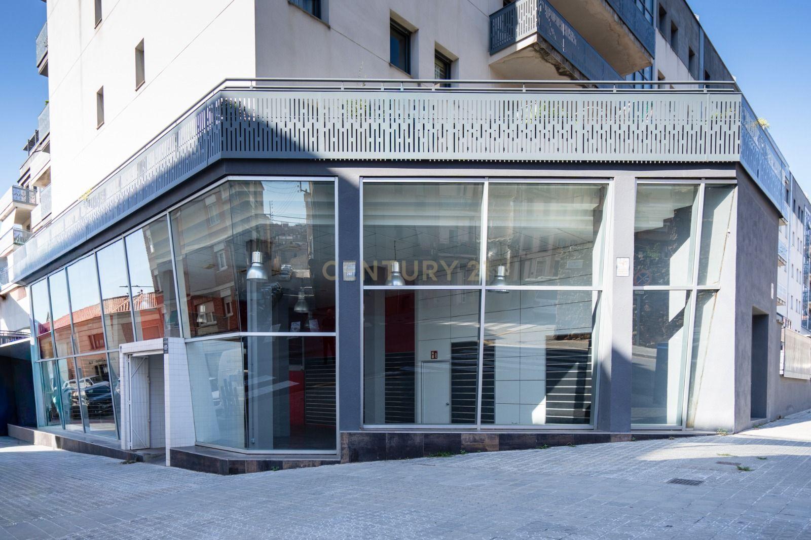 Komerciāls īpašums Manresa, Barcelona, Spānijā 4 istabas, 182 m2 Nr. 196039