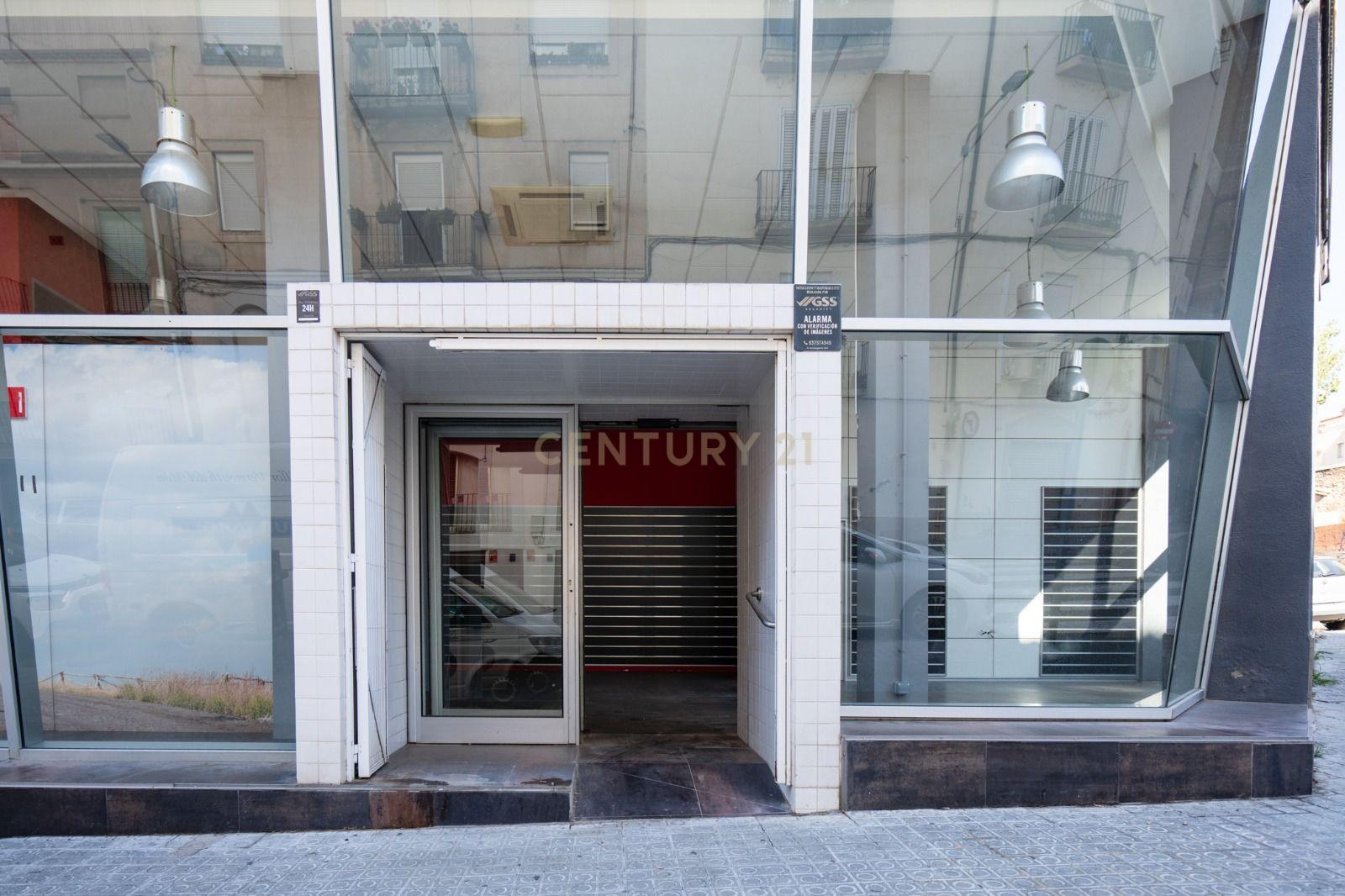 Komerciāls īpašums Manresa, Barcelona, Spānijā 4 istabas, 182 m2 Nr. 196039