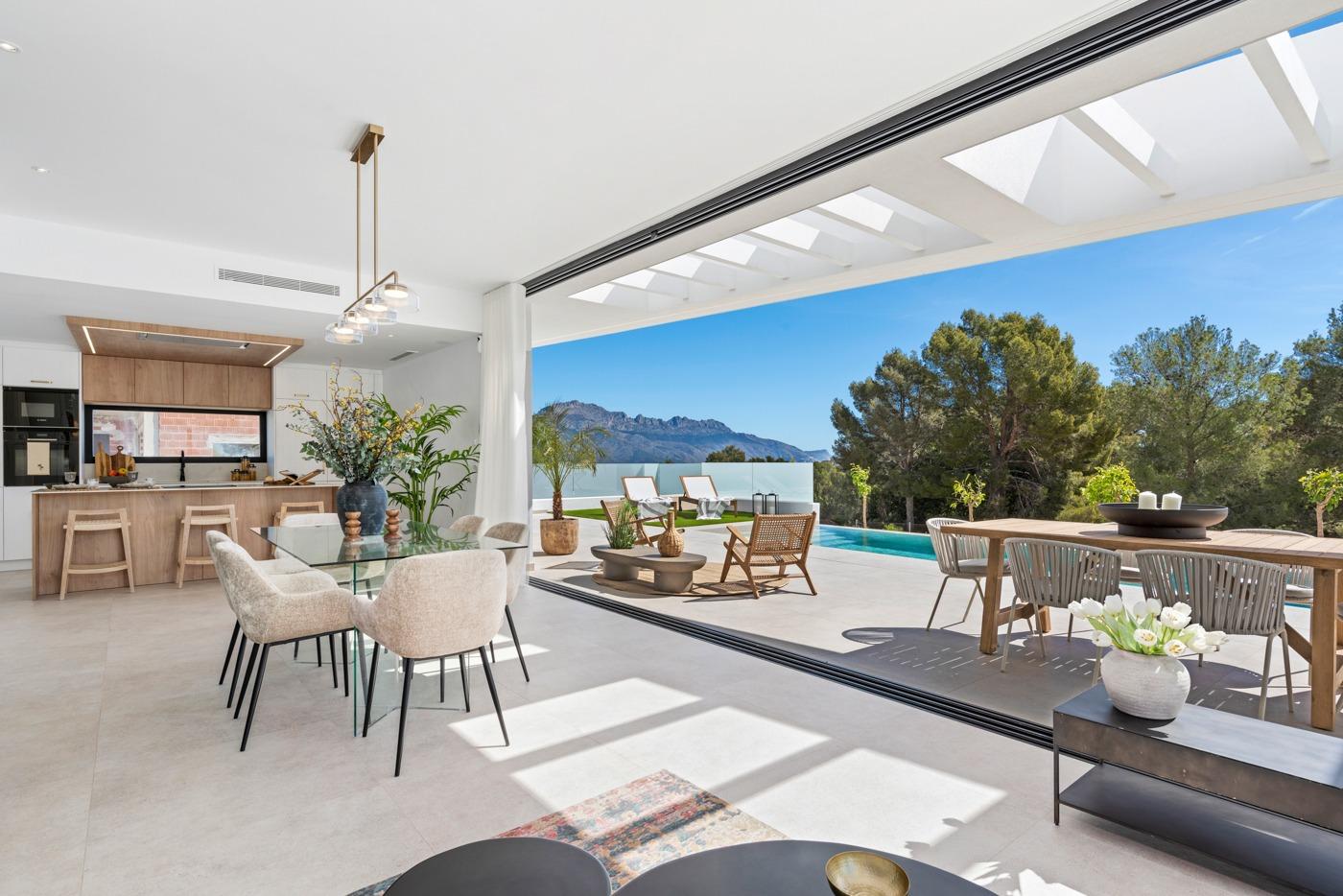 Villa a Polop, Alicante, Spagna 3 camere da letto, 306 mq. N° 135132