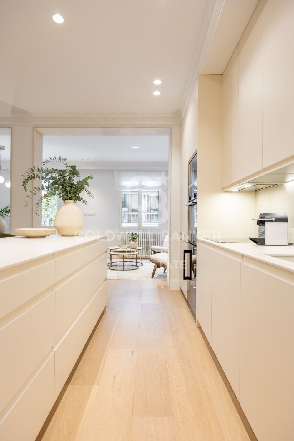 Apartment in Madrid, Spain 3 bedrooms, 153 sq.m. No. 160000