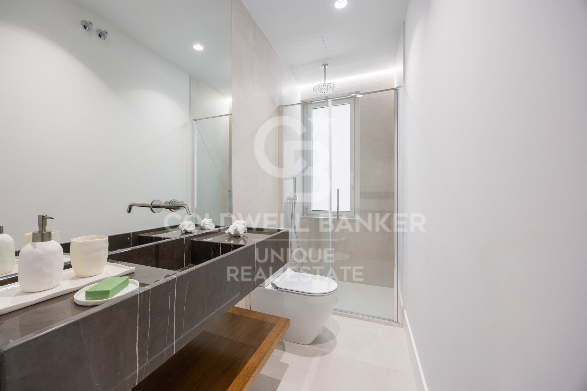 Apartment in Madrid, Spain 3 bedrooms, 153 sq.m. No. 160000
