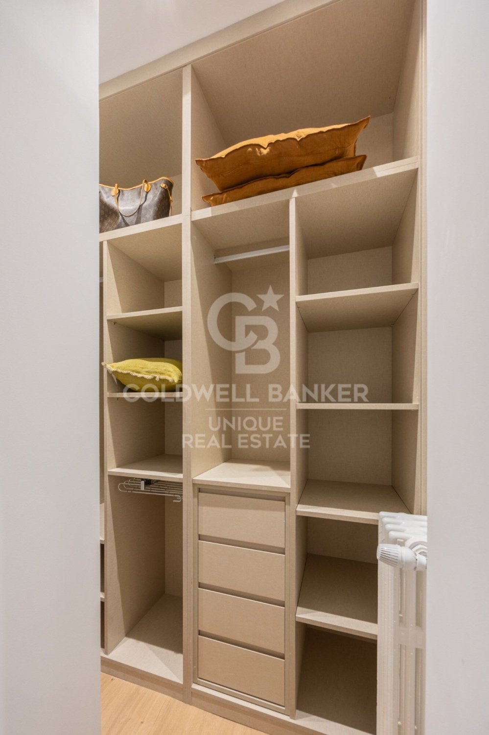 Apartment in Madrid, Spain 3 bedrooms, 153 sq.m. No. 160000