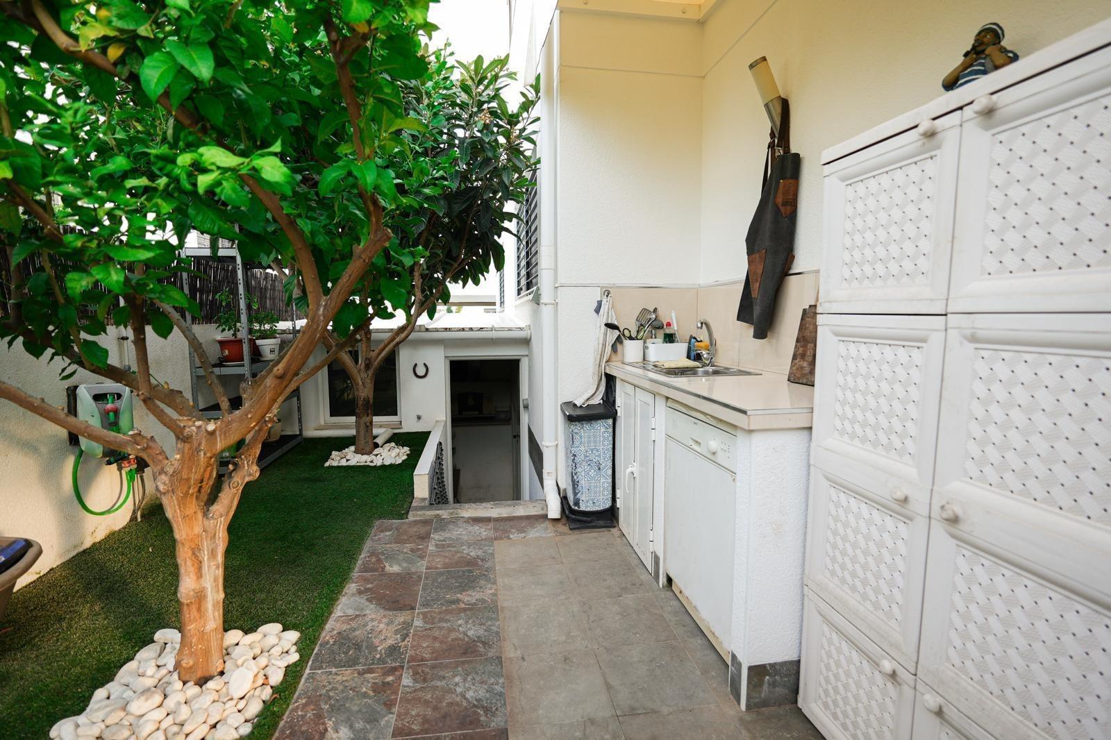 Townhouse in Torrevieja, Alicante, Spain 3 bedrooms, 95 sq.m. No. 189791