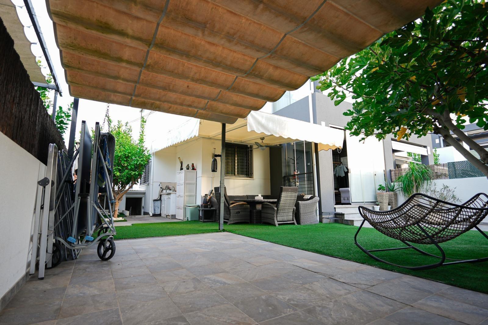 Townhouse in Torrevieja, Alicante, Spain 3 bedrooms, 95 sq.m. No. 189791