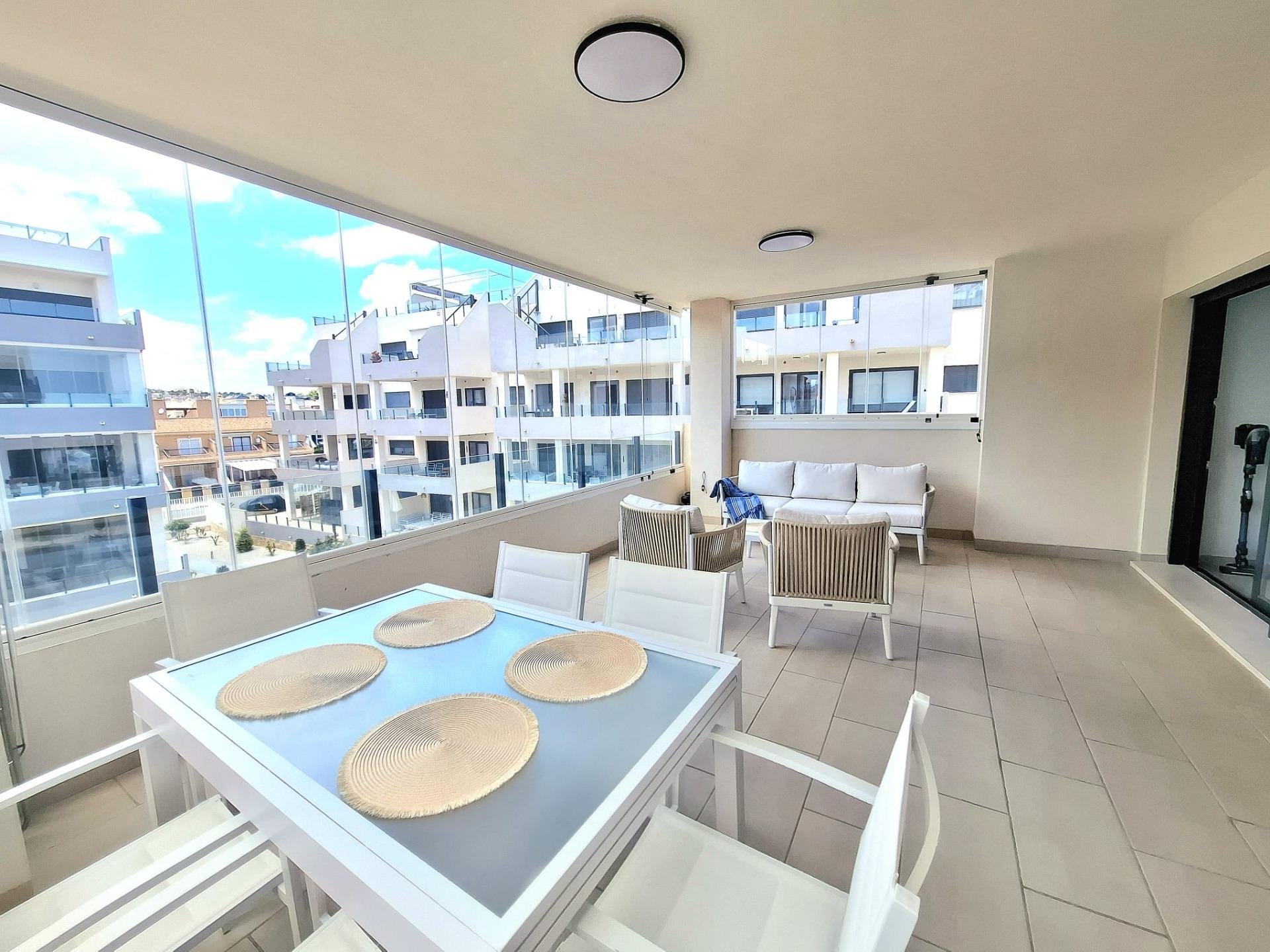 Apartamento en Villamartin, Alicante, España 3 dormitorios, 107 m2 No. 189790