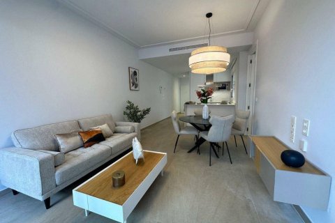Apartment in Torrevieja, Alicante, Spain 2 bedrooms, 84 sq.m. No. 189789